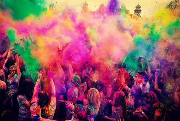 Bhadra and Chandra Grahan on Holi 2026: इस साल होली पर भद्रा और ग्रहण का डबल साया, जानिए कब है रंगों का पर्व मनाने का शुभ मुहूर्त?